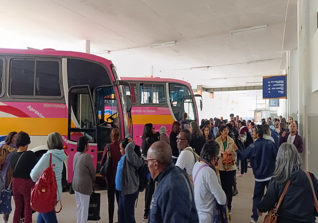 Fretamento para eventos corporativos e transporte de funcionários